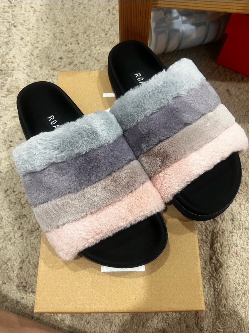 ROAM Sandals Size 6.5